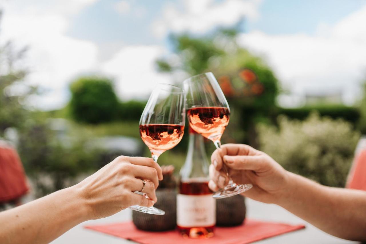 Wein- Und Gaestehaus Schwaab&Sohn Ерден Екстериор снимка