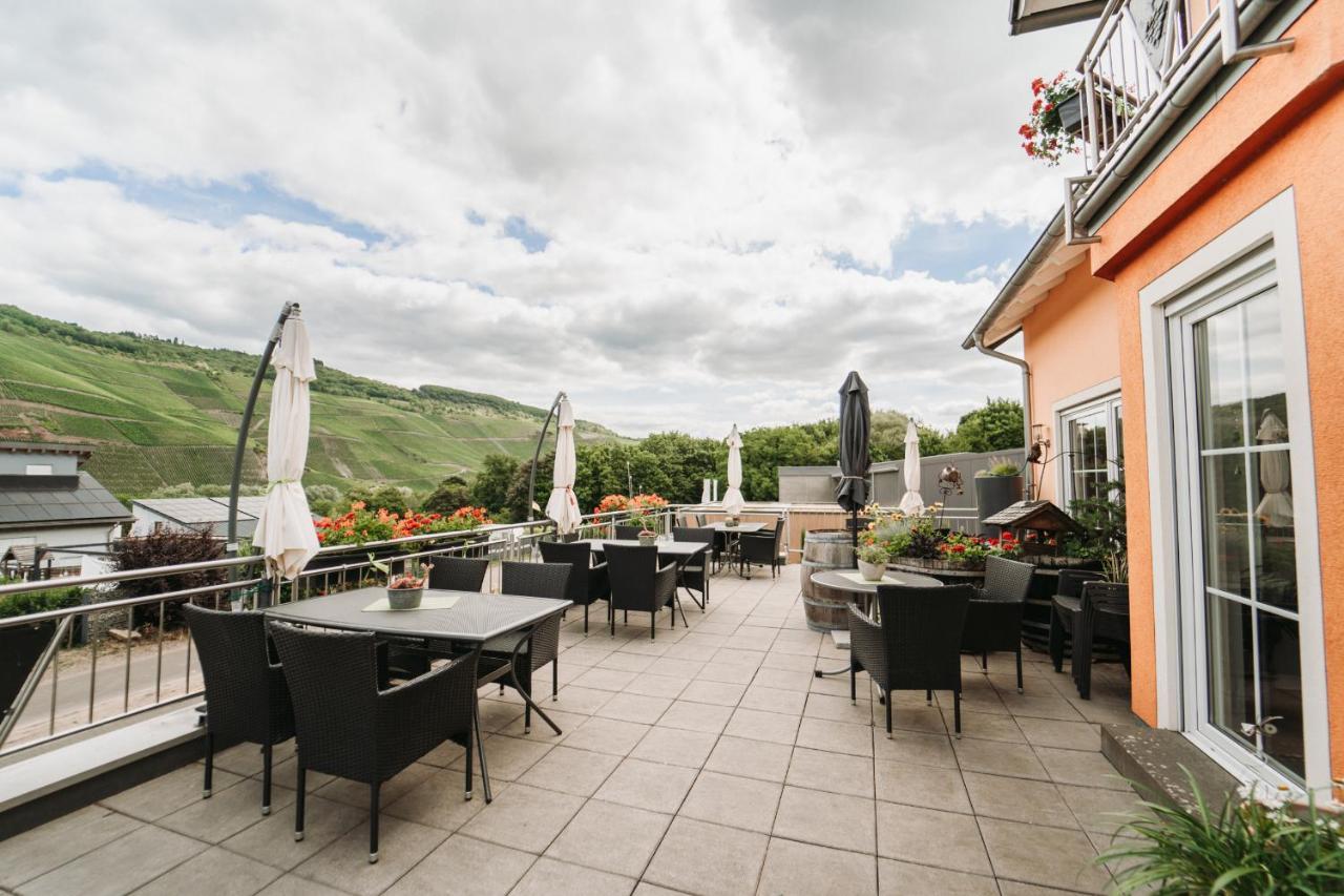 Wein- Und Gaestehaus Schwaab&Sohn Ерден Екстериор снимка